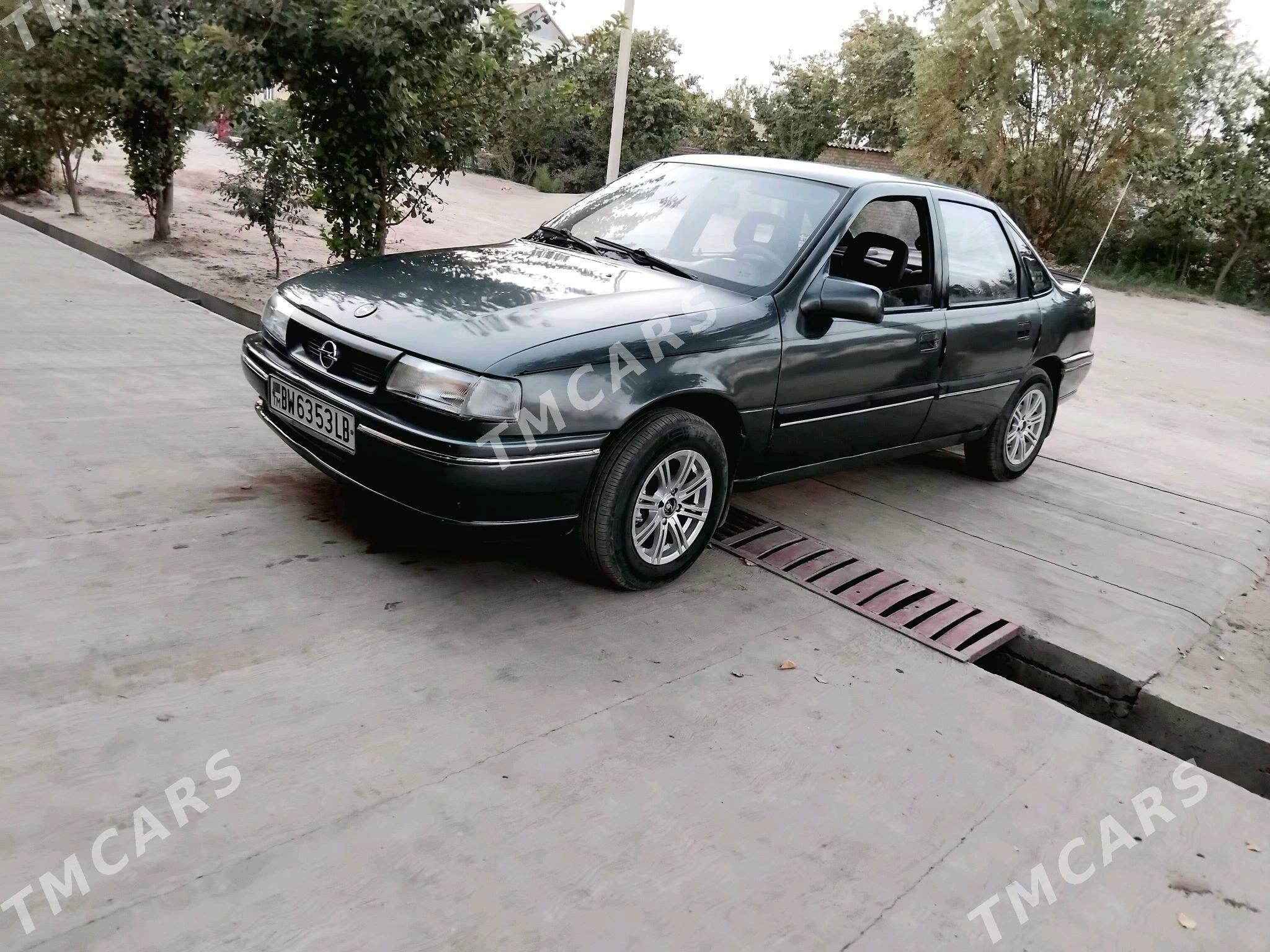 Opel Vectra 1992 - 26 000 TMT - Сакар - img 5