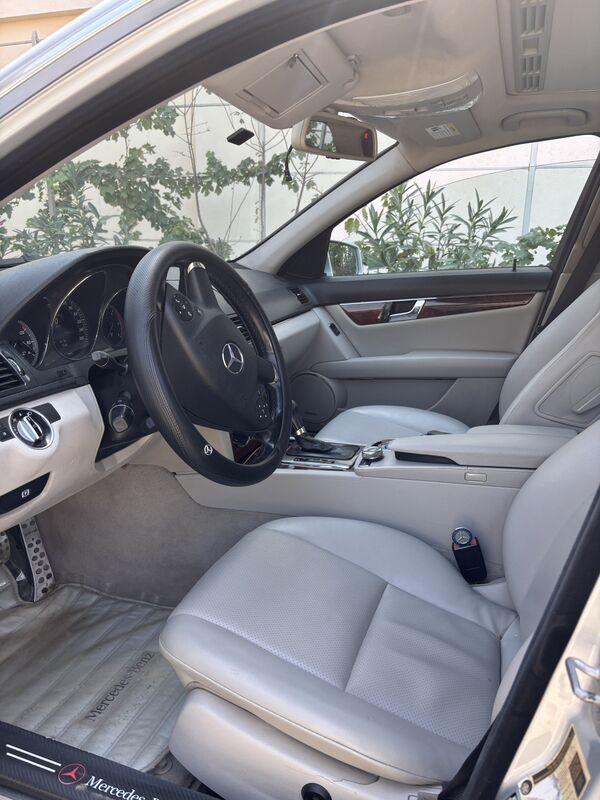Mercedes-Benz C300 2011 - 175 000 TMT - Туркменабат - img 6