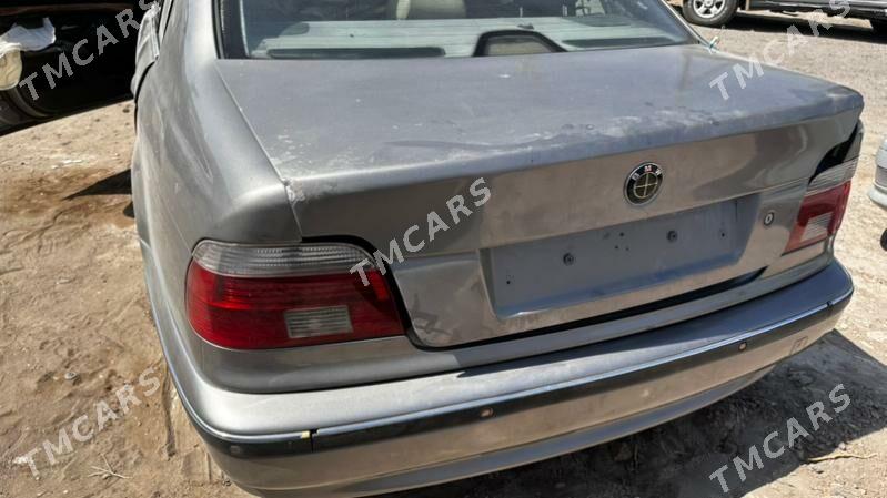 BMW E39 1998 - 40 000 TMT - Туркменабат - img 3