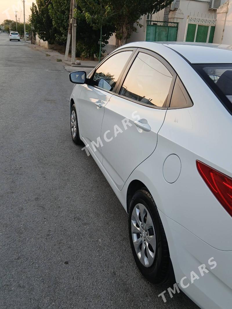 Hyundai Accent 2018 - 180 000 TMT - Кëши - img 1