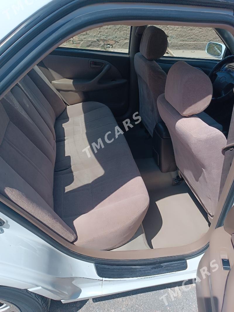 Toyota Camry 1998 - 140 000 TMT - Магданлы - img 1