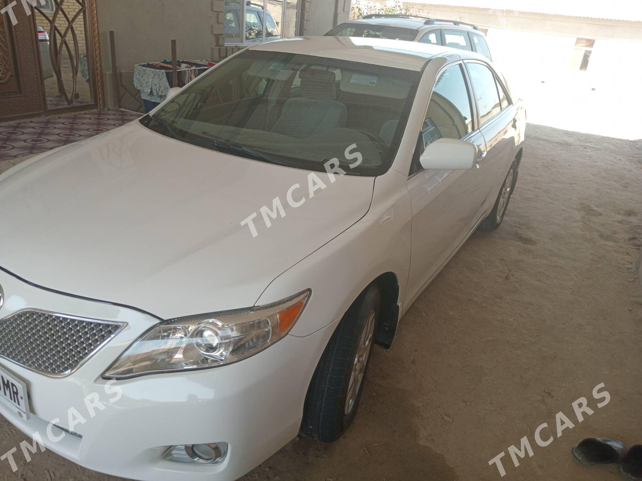Toyota Camry 2010 - 172 000 TMT - Мары - img 3