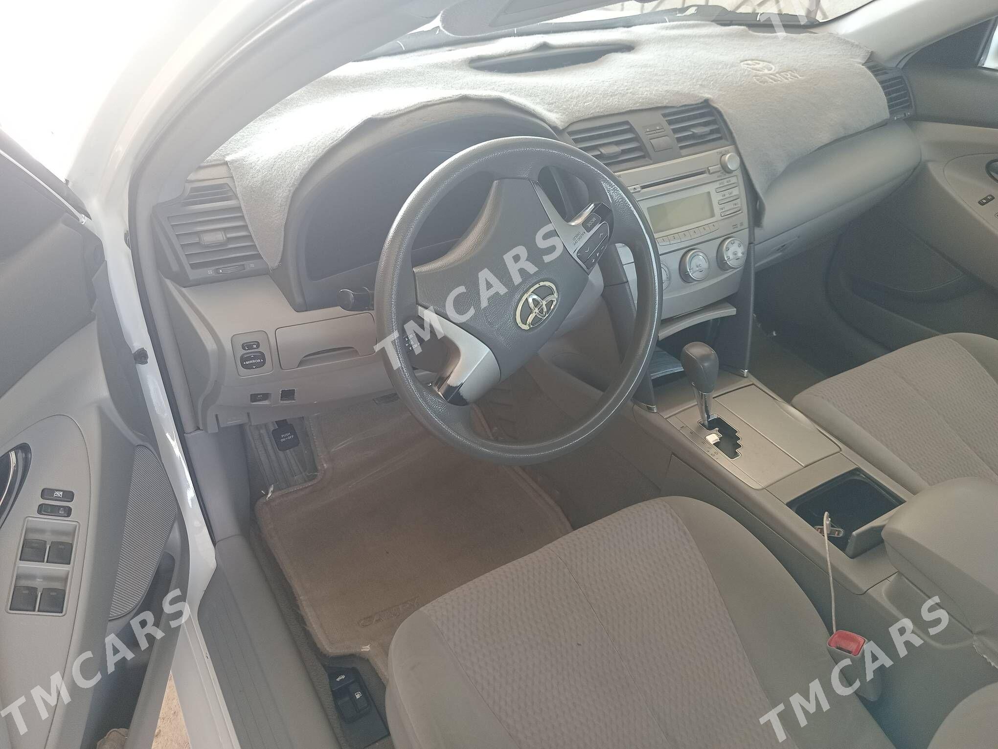 Toyota Camry 2010 - 172 000 TMT - Мары - img 1