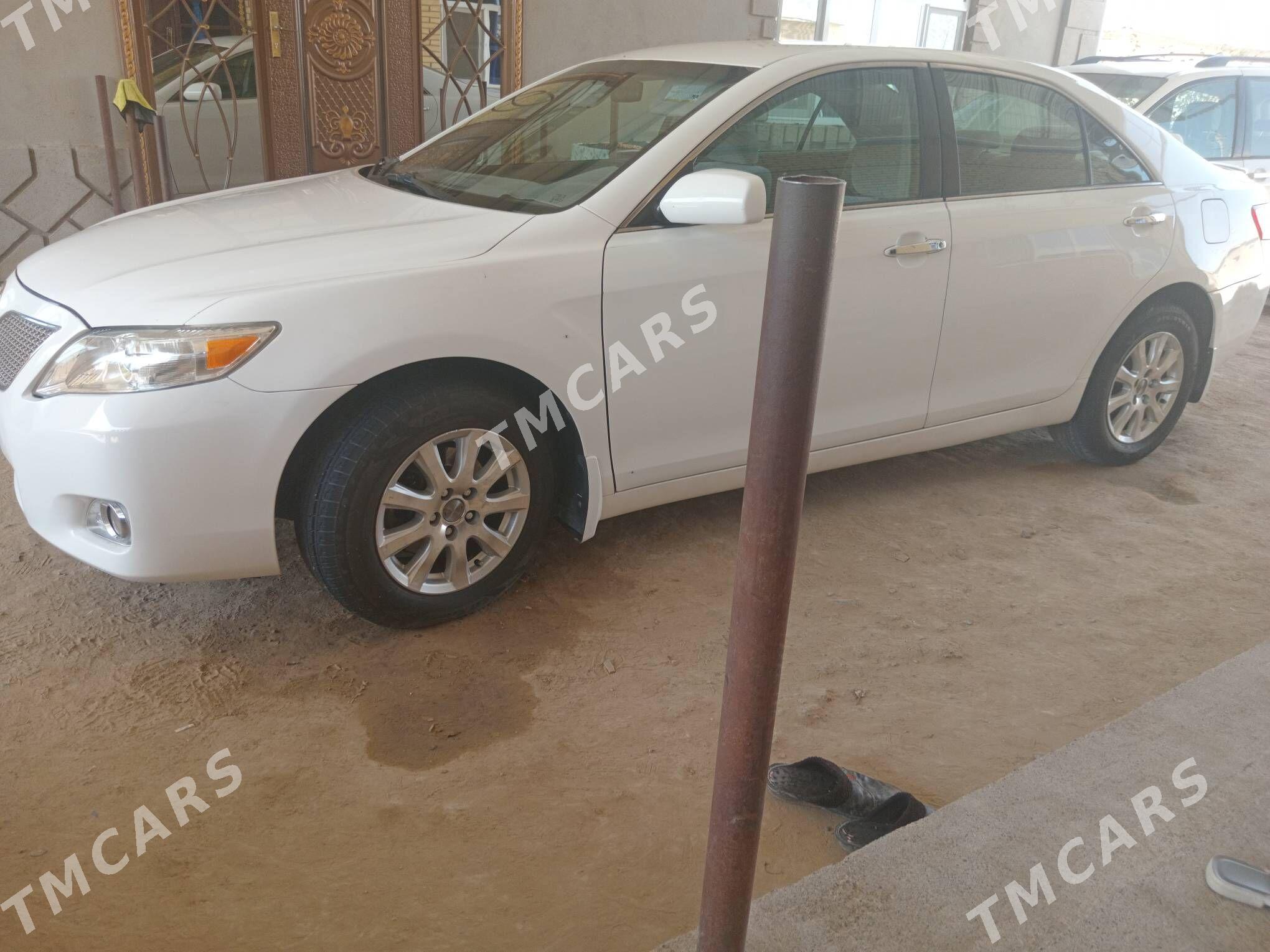 Toyota Camry 2010 - 172 000 TMT - Мары - img 10