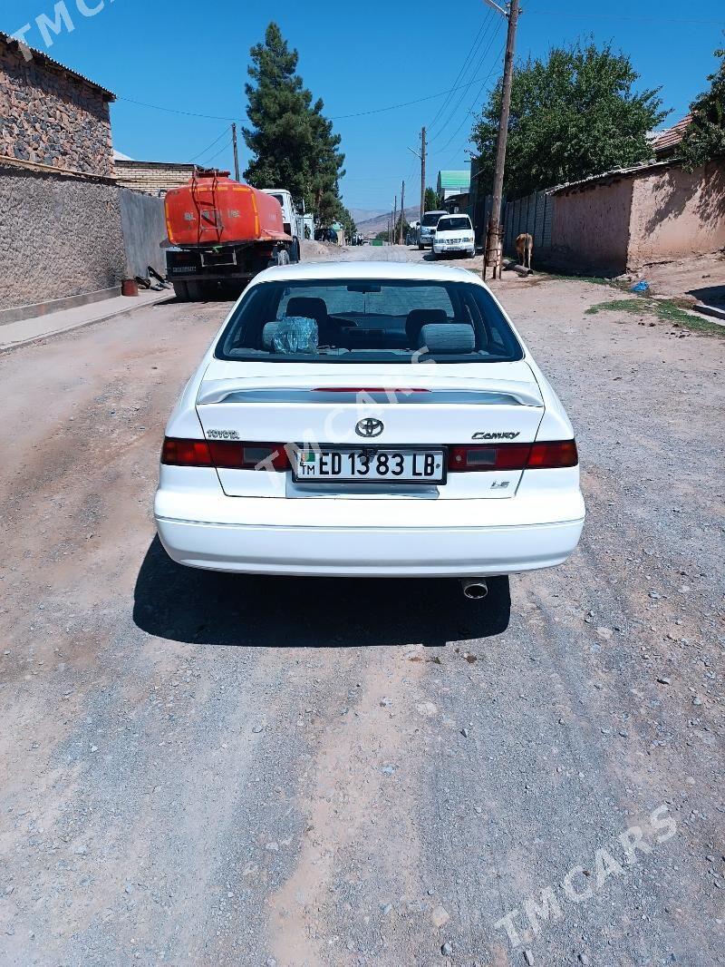 Toyota Camry 1998 - 140 000 TMT - Магданлы - img 9