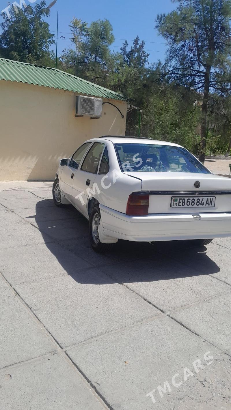 Opel Vectra 1992 - 28 000 TMT - Анев - img 4