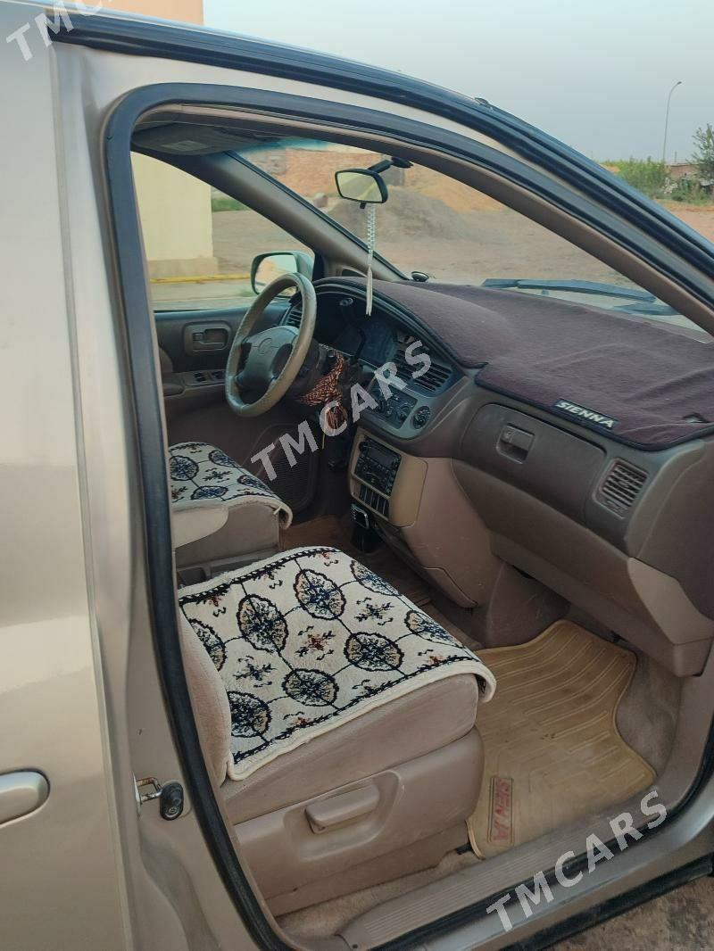Toyota Sienna 2002 - 160 000 TMT - Огуз хан - img 7