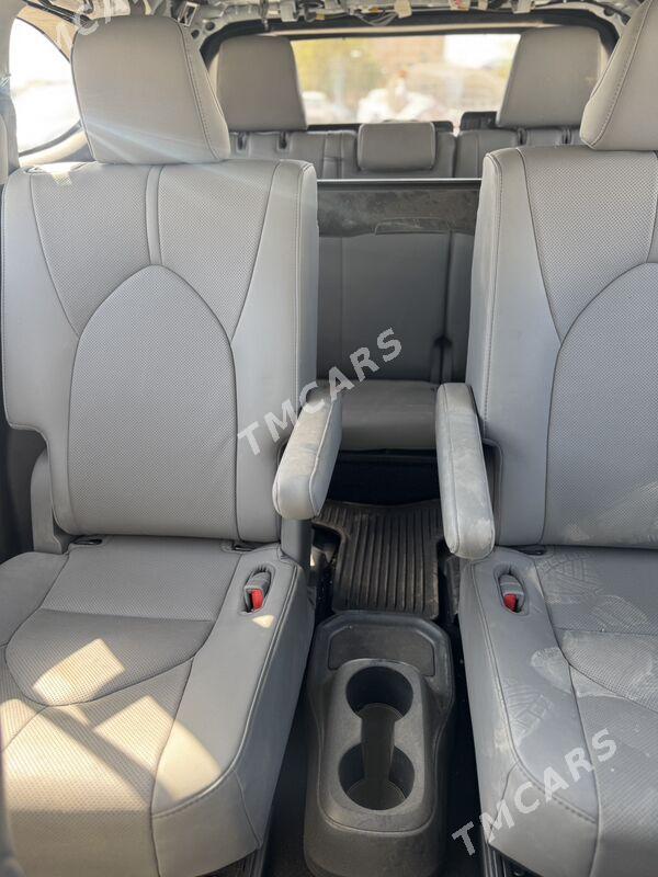 Toyota Highlander 2020 - 635 000 TMT - Мары - img 5