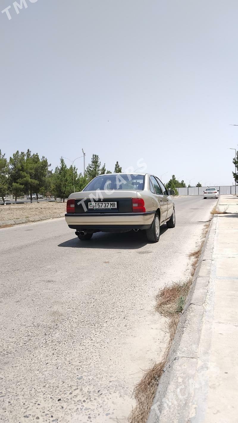 Opel Vectra 1990 - 39 999 TMT - Мары - img 5