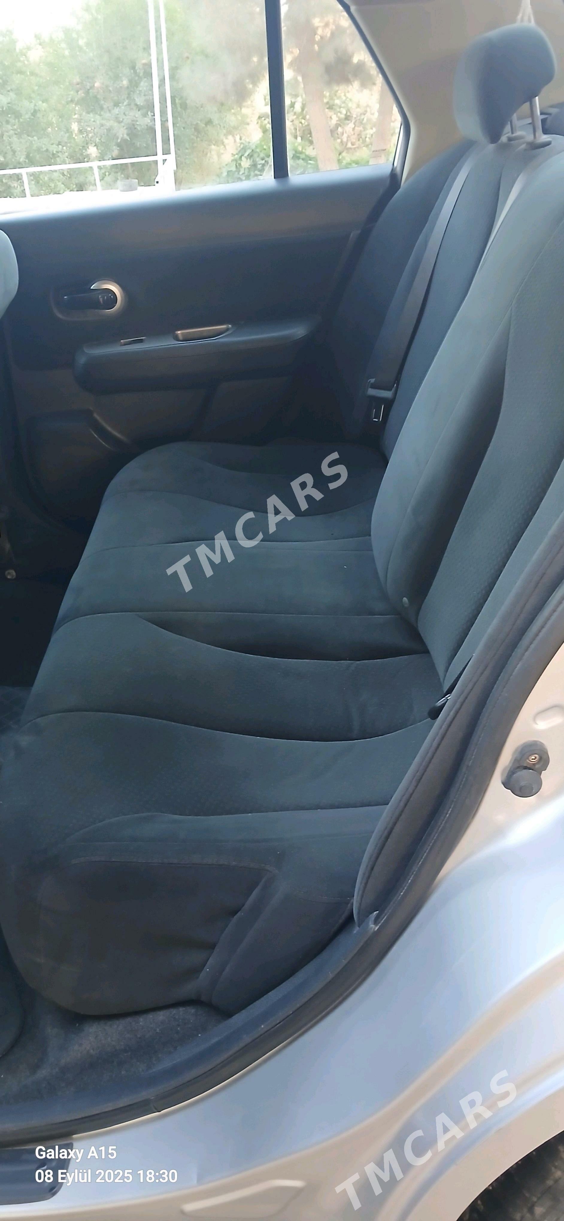 Nissan Versa 2010 - 110 000 TMT - Tejen - img 6