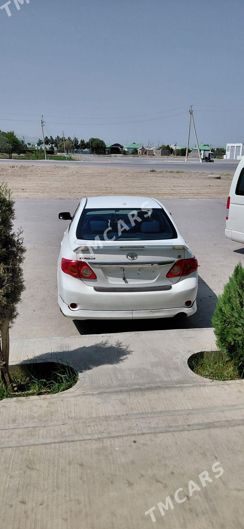 Toyota Corolla 2010 - 150 000 TMT - Gökdepe - img 4