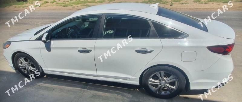 Hyundai Sonata 2018 - 205 000 TMT - Ýolöten - img 5