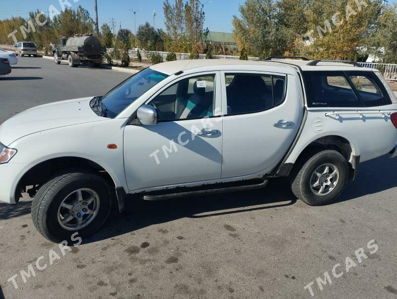 Mitsubishi L200 2007 - 220 000 TMT - Хазар - img 3
