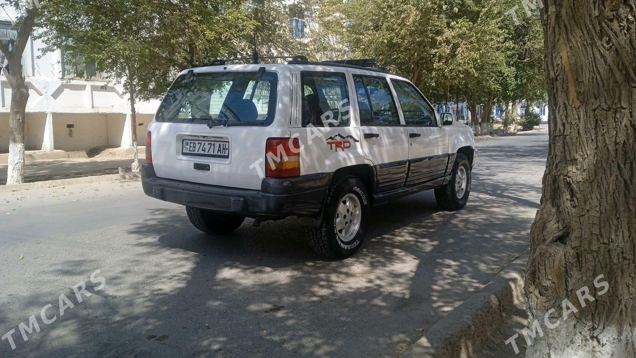 Jeep Cherokee 1997 - 60 000 TMT - Теджен - img 1