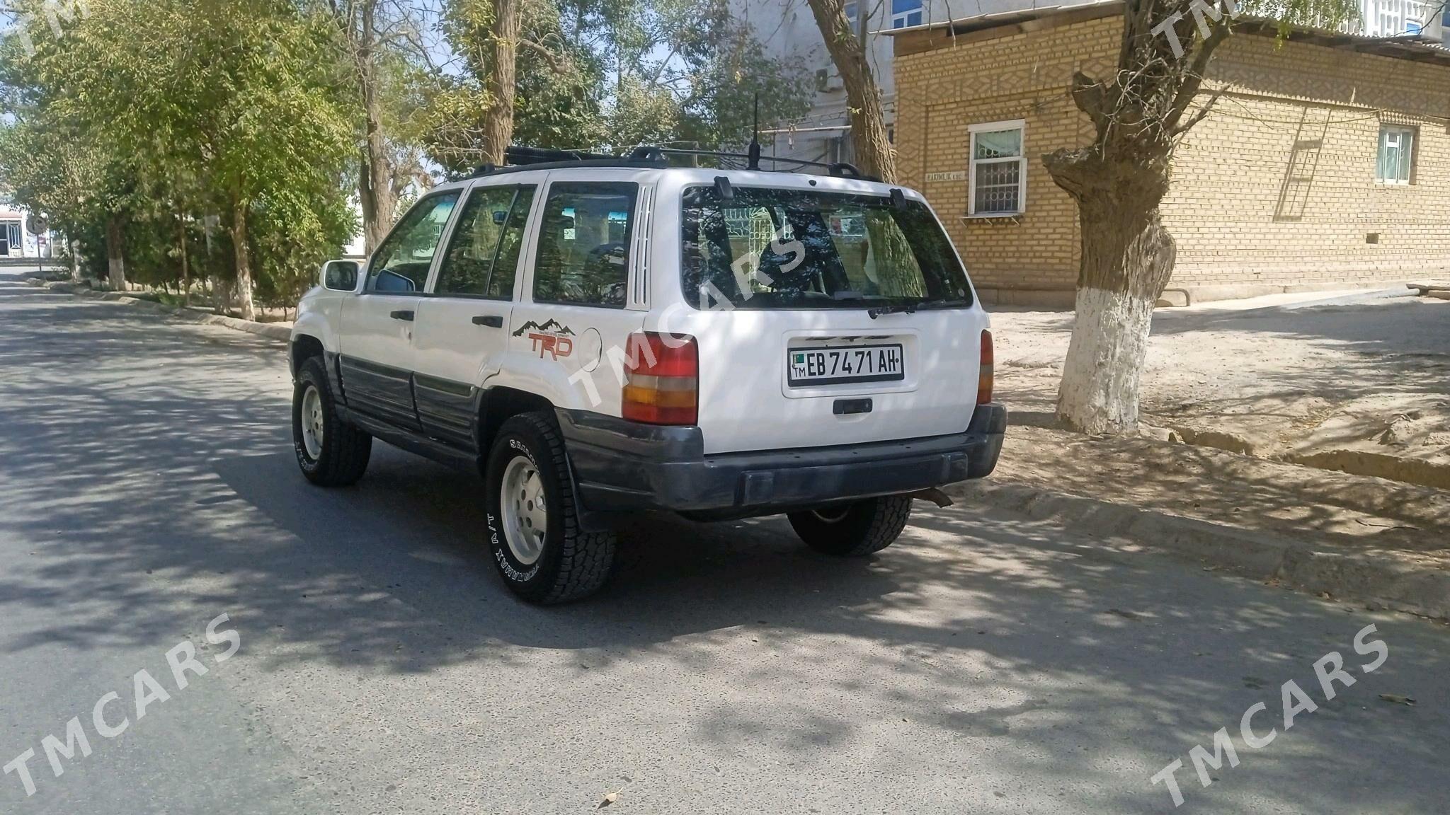 Jeep Cherokee 1997 - 60 000 TMT - Теджен - img 2