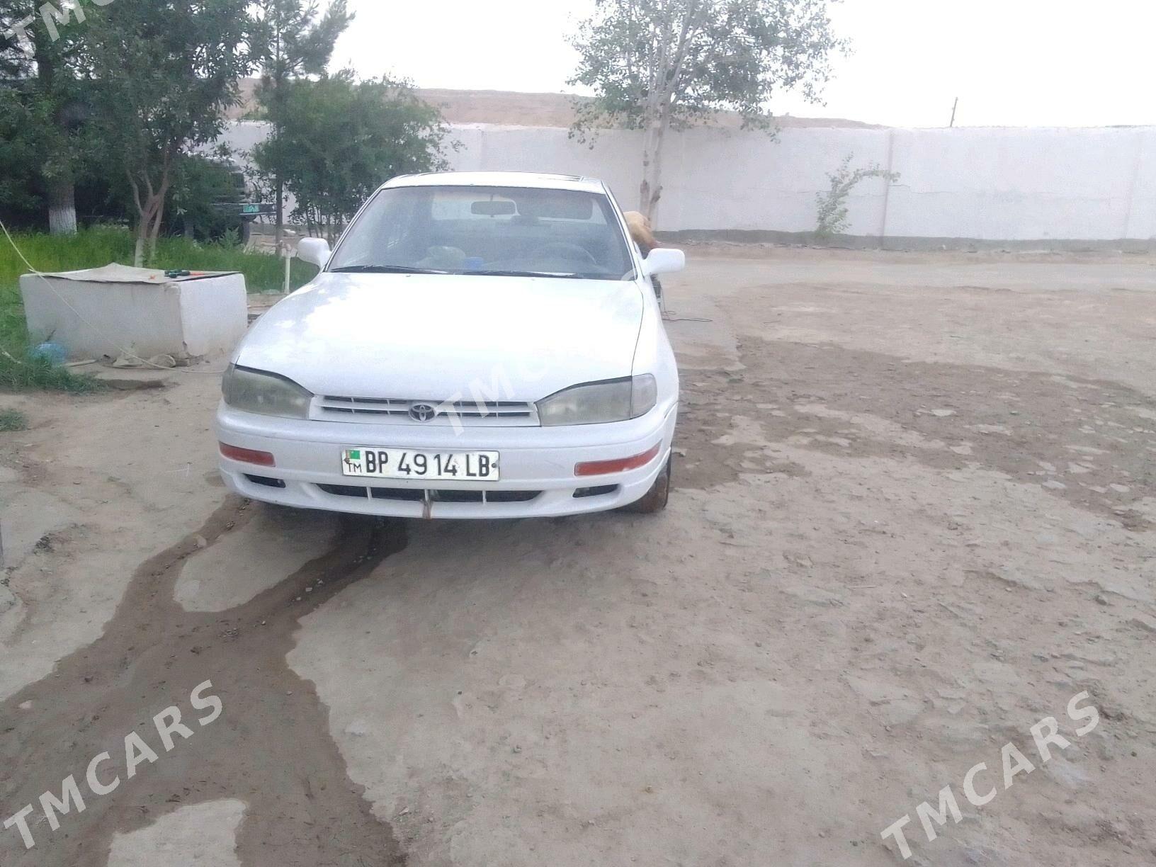 Toyota Camry 1993 - 72 000 TMT - Койтендаг - img 2