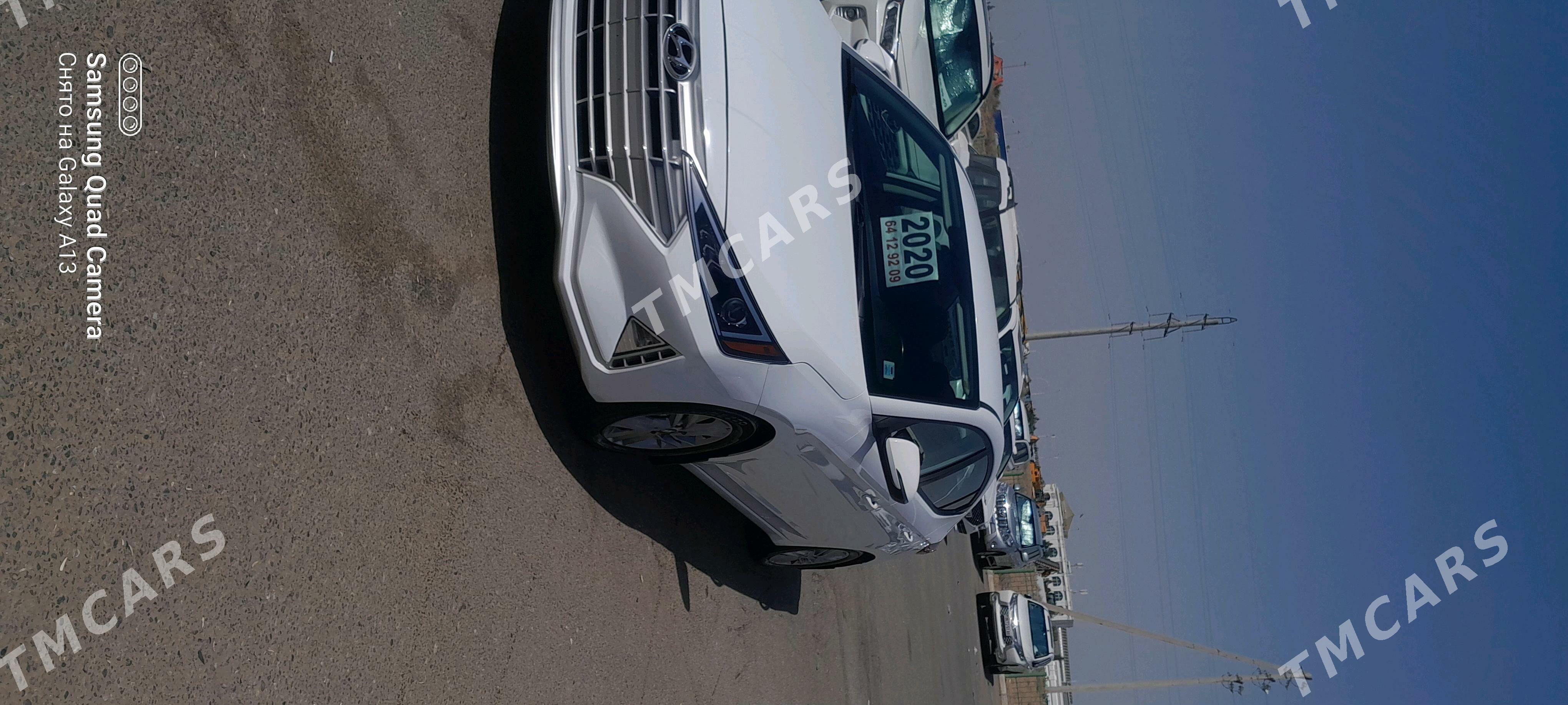 Hyundai Elantra 2020 - 225 000 TMT - "Altyn Asyr" Gündogar bazary (Jygyllyk) - img 2