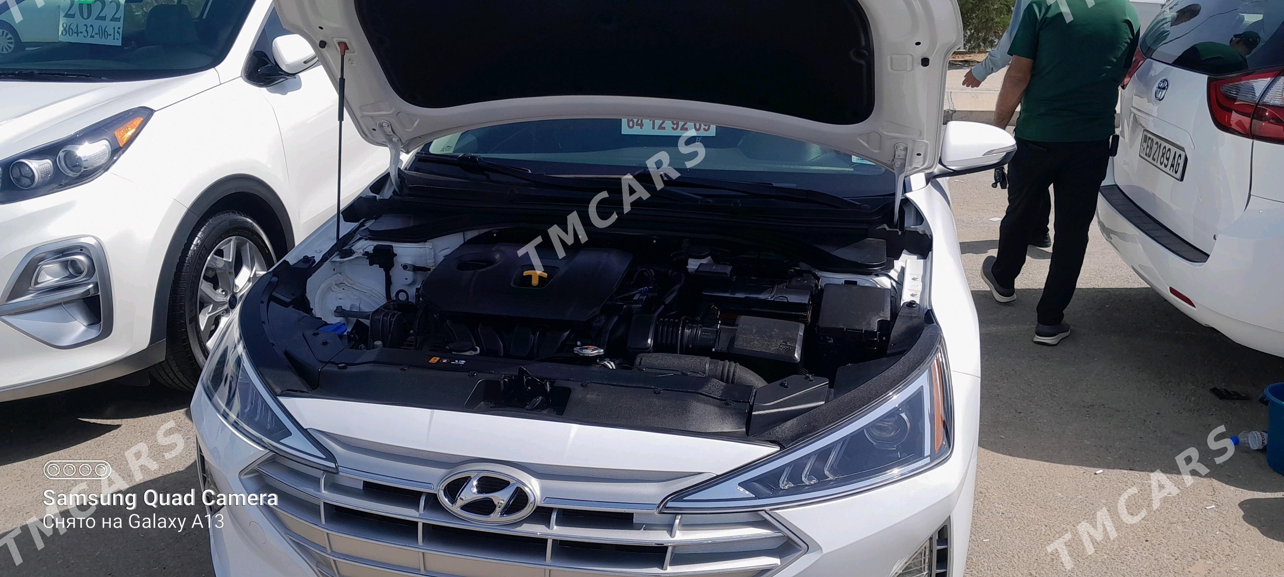Hyundai Elantra 2020 - 225 000 TMT - "Altyn Asyr" Gündogar bazary (Jygyllyk) - img 3