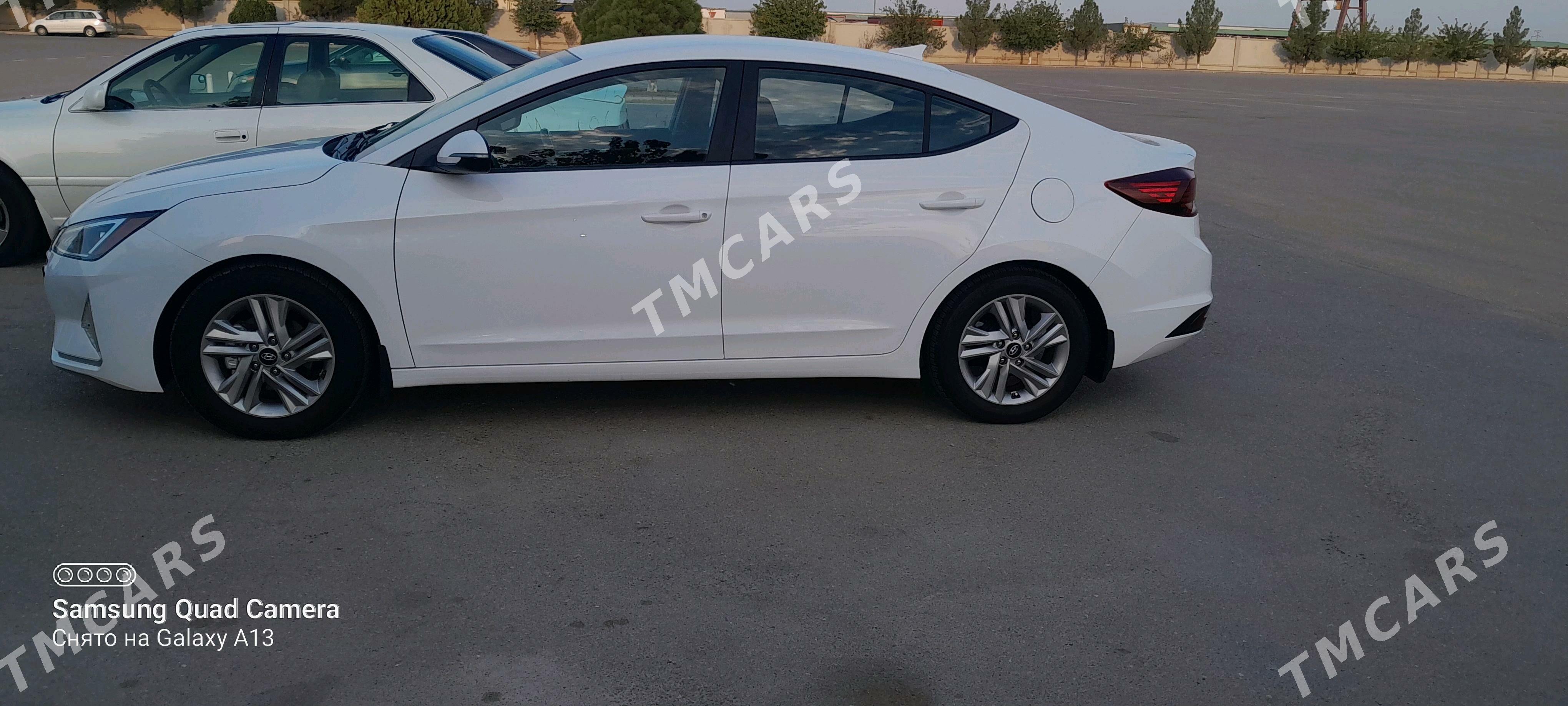 Hyundai Elantra 2020 - 225 000 TMT - "Altyn Asyr" Gündogar bazary (Jygyllyk) - img 6