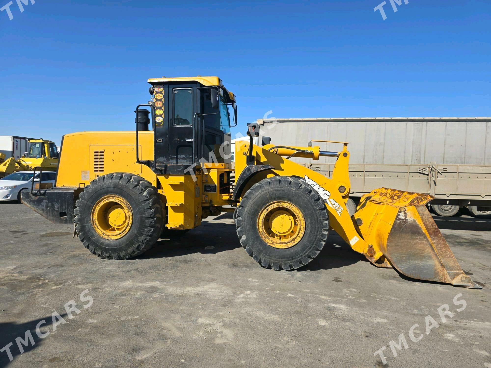 XCMG LW500F 2013 - 520 000 TMT - Aşgabat - img 2