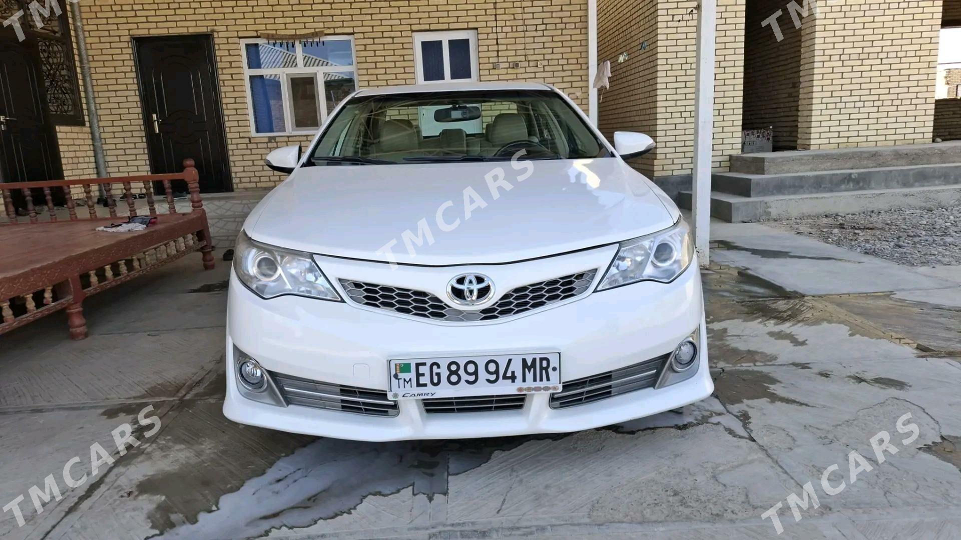 Toyota Camry 2013 - 265 000 TMT - Мургап - img 5