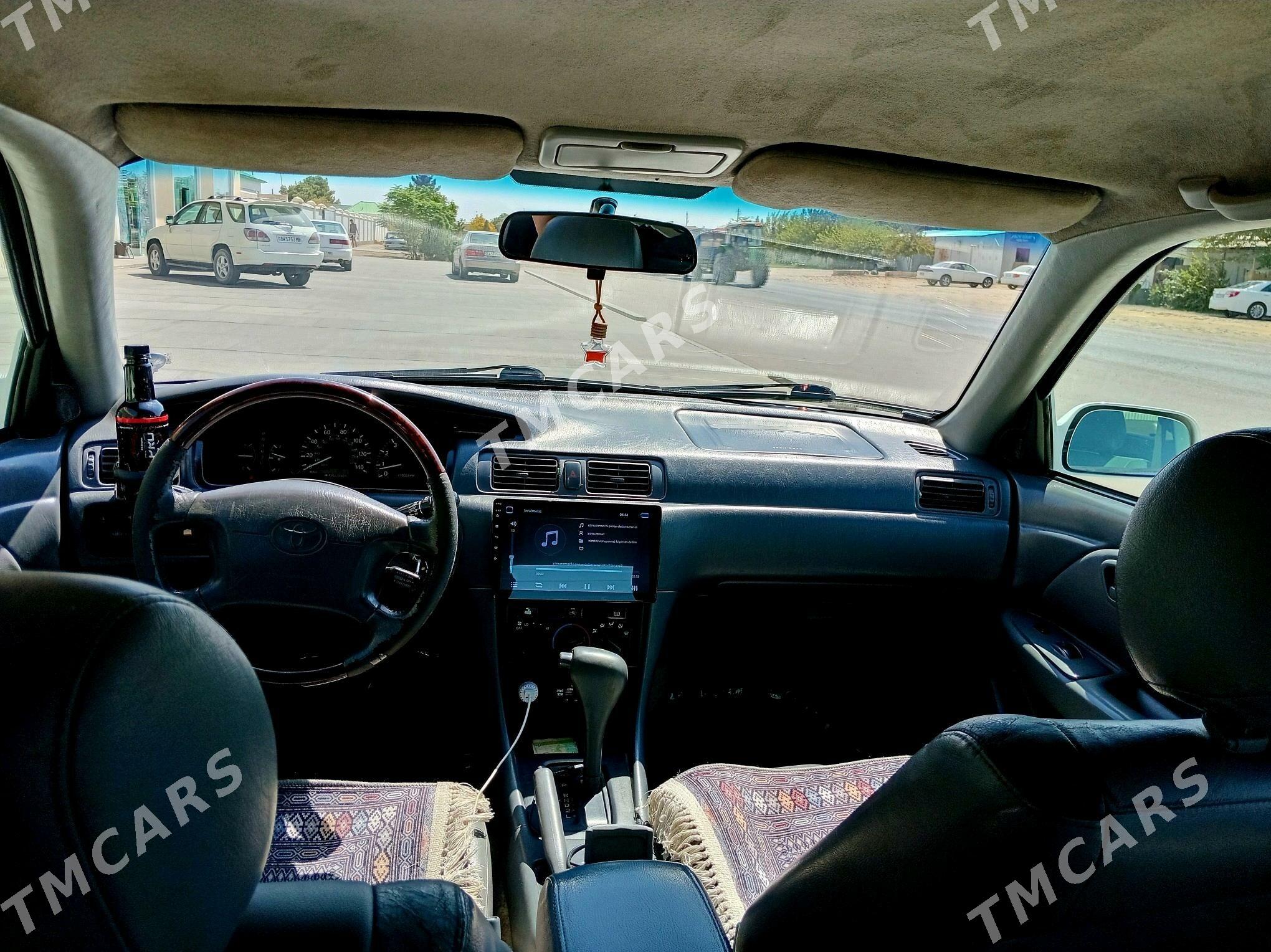 Toyota Camry 2001 - 145 000 TMT - Baýramaly - img 6
