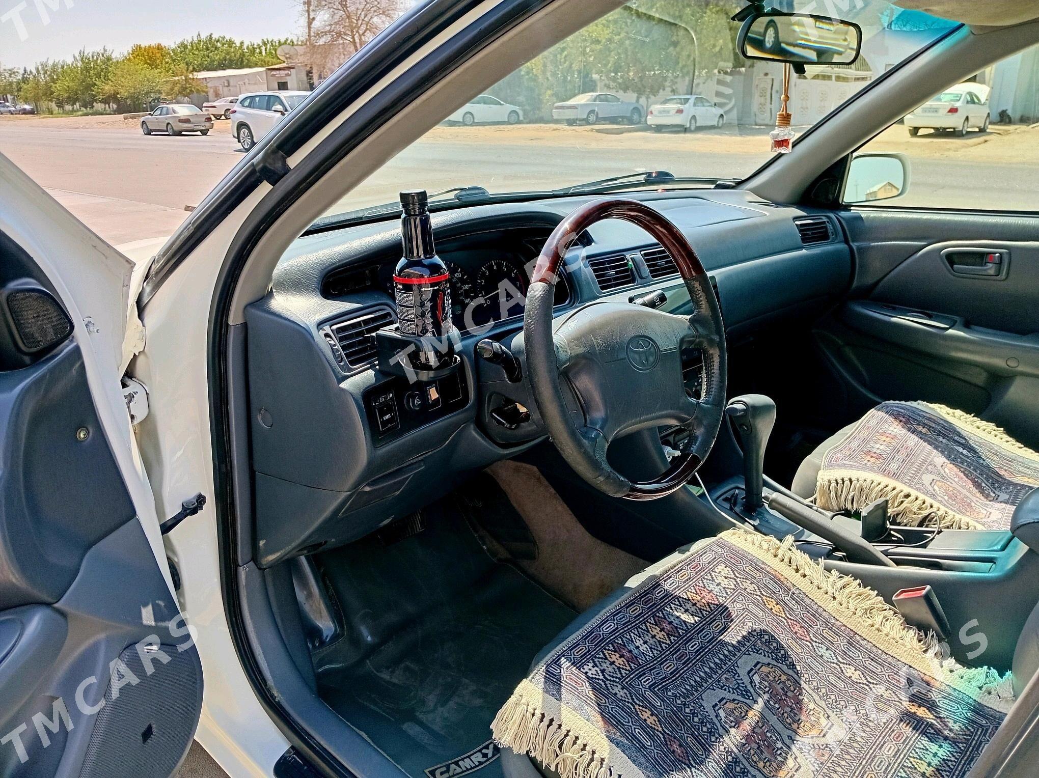Toyota Camry 2001 - 145 000 TMT - Baýramaly - img 7