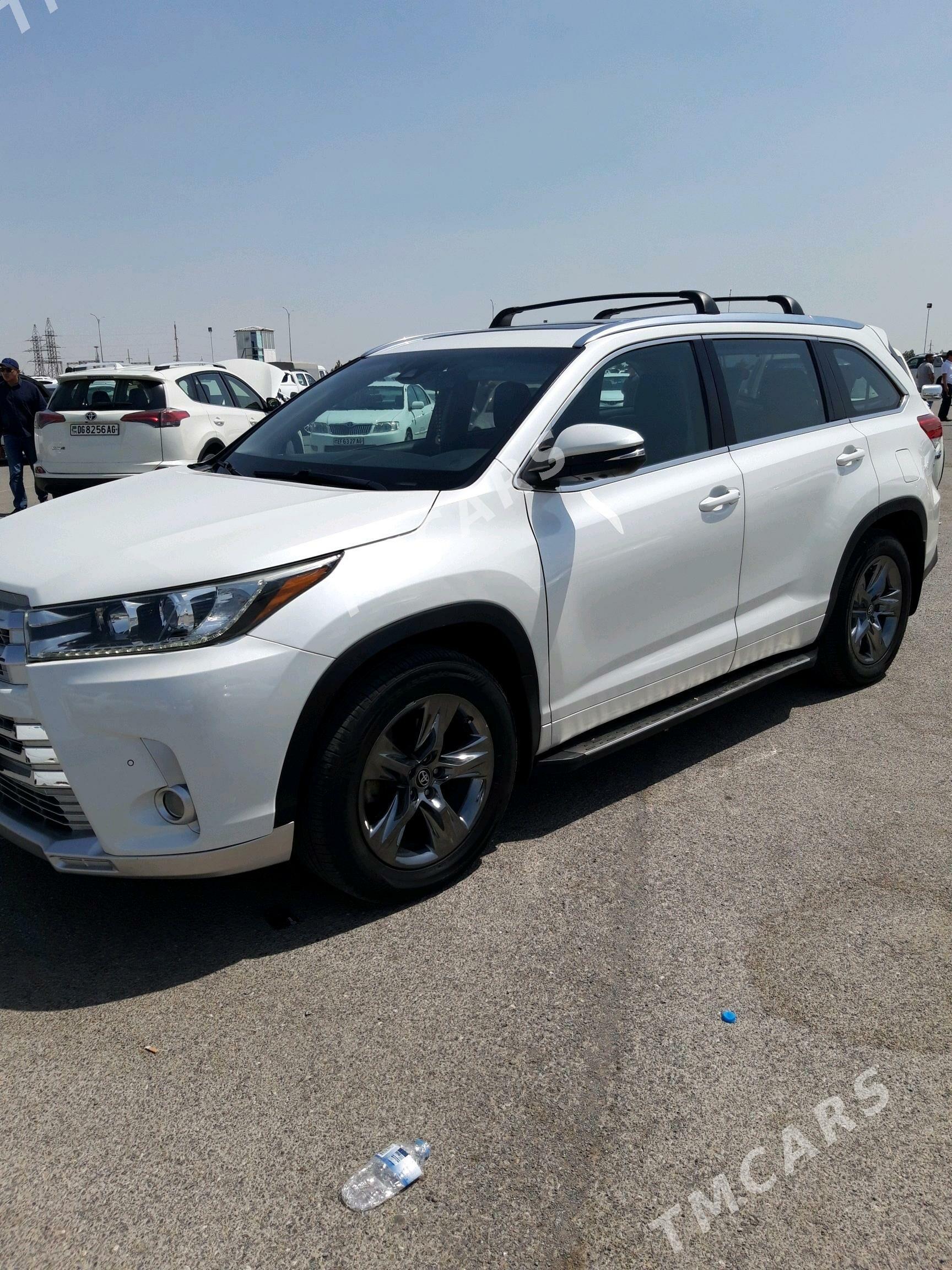 Toyota Highlander 2019 - 570 000 TMT - Ашхабад - img 7
