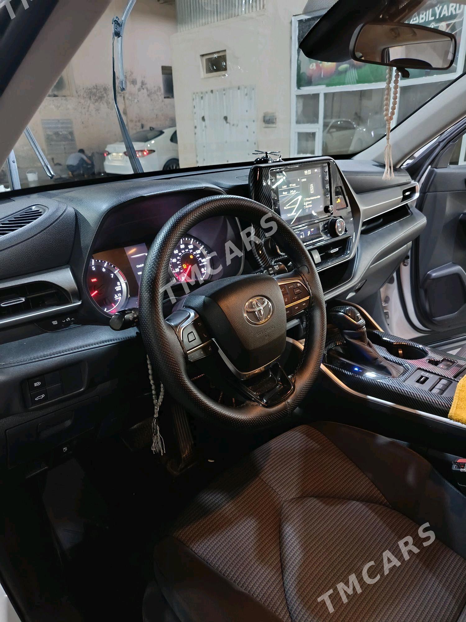 Toyota Highlander 2020 - 490 000 TMT - Байрамали - img 1