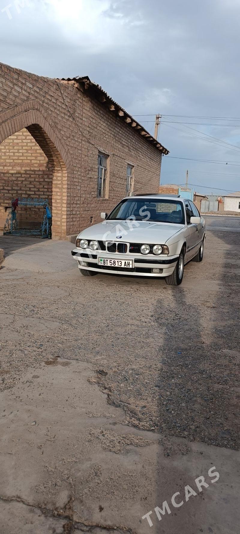 BMW 535 1989 - 44 000 TMT - Серахс - img 4