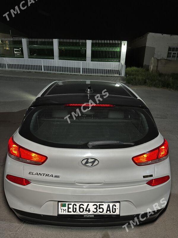 Hyundai Elantra GT 2019 - 205 000 TMT - Ашхабад - img 4
