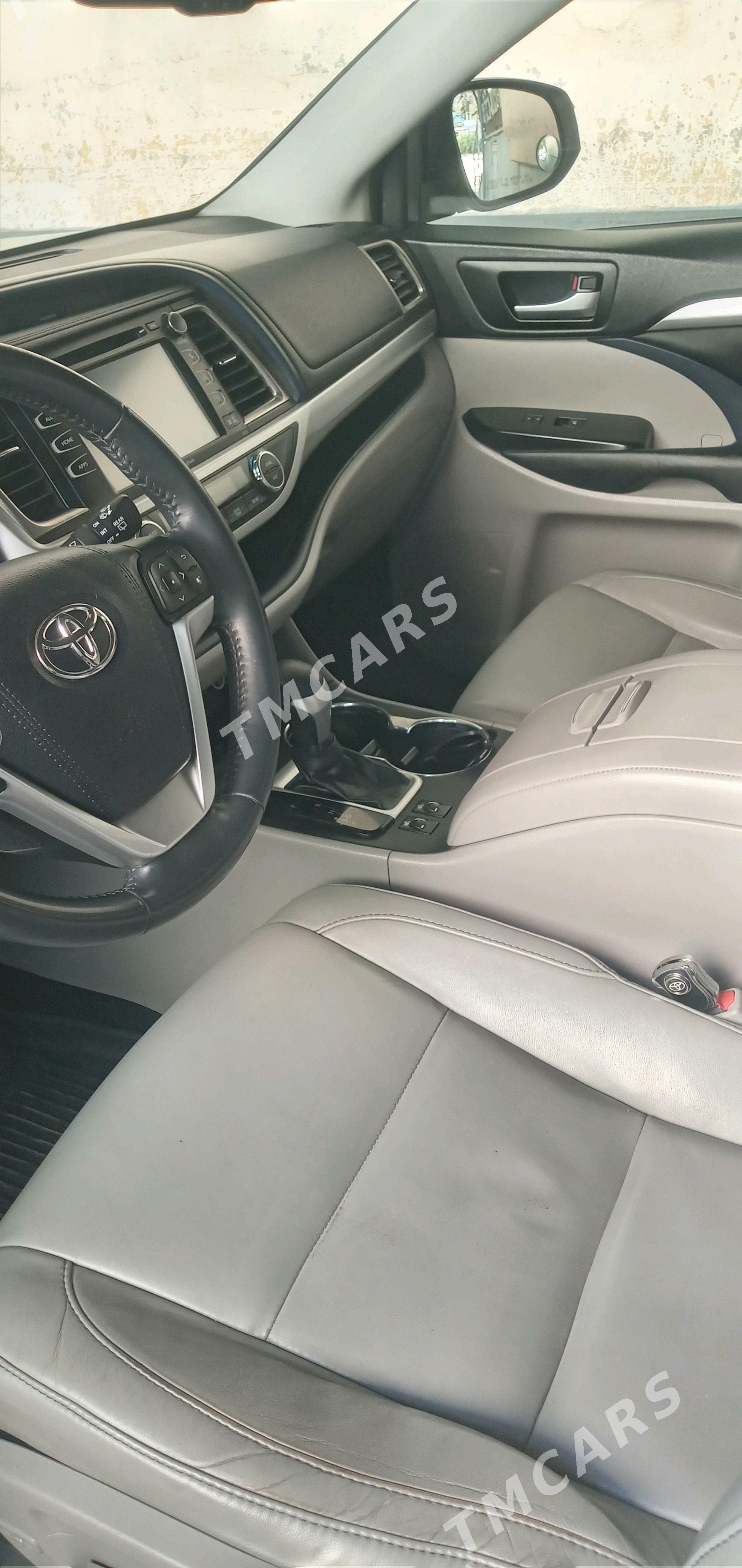 Toyota Highlander 2017 - 460 000 TMT - Daşoguz - img 7