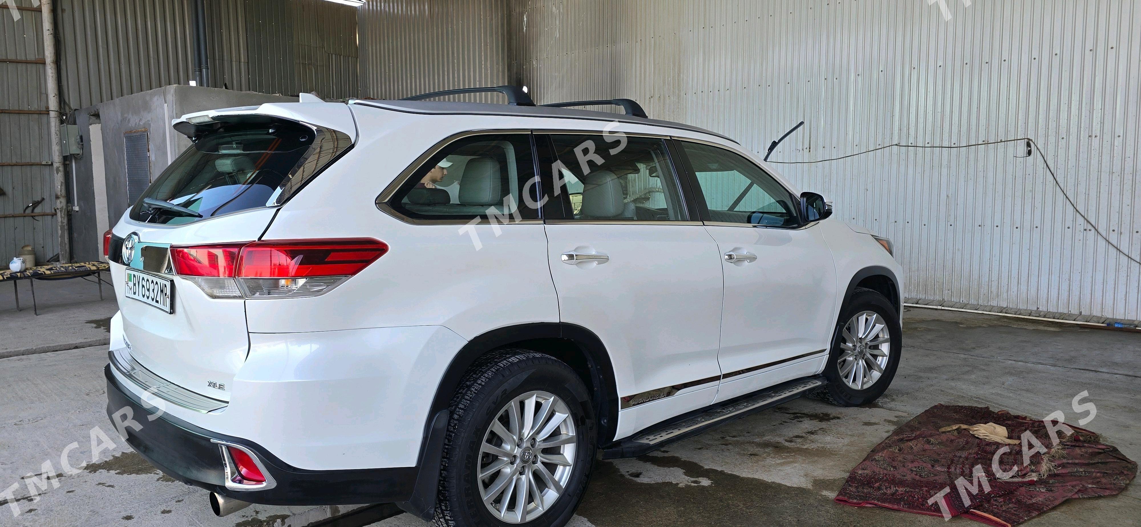 Toyota Highlander 2018 - 360 000 TMT - Мары - img 3