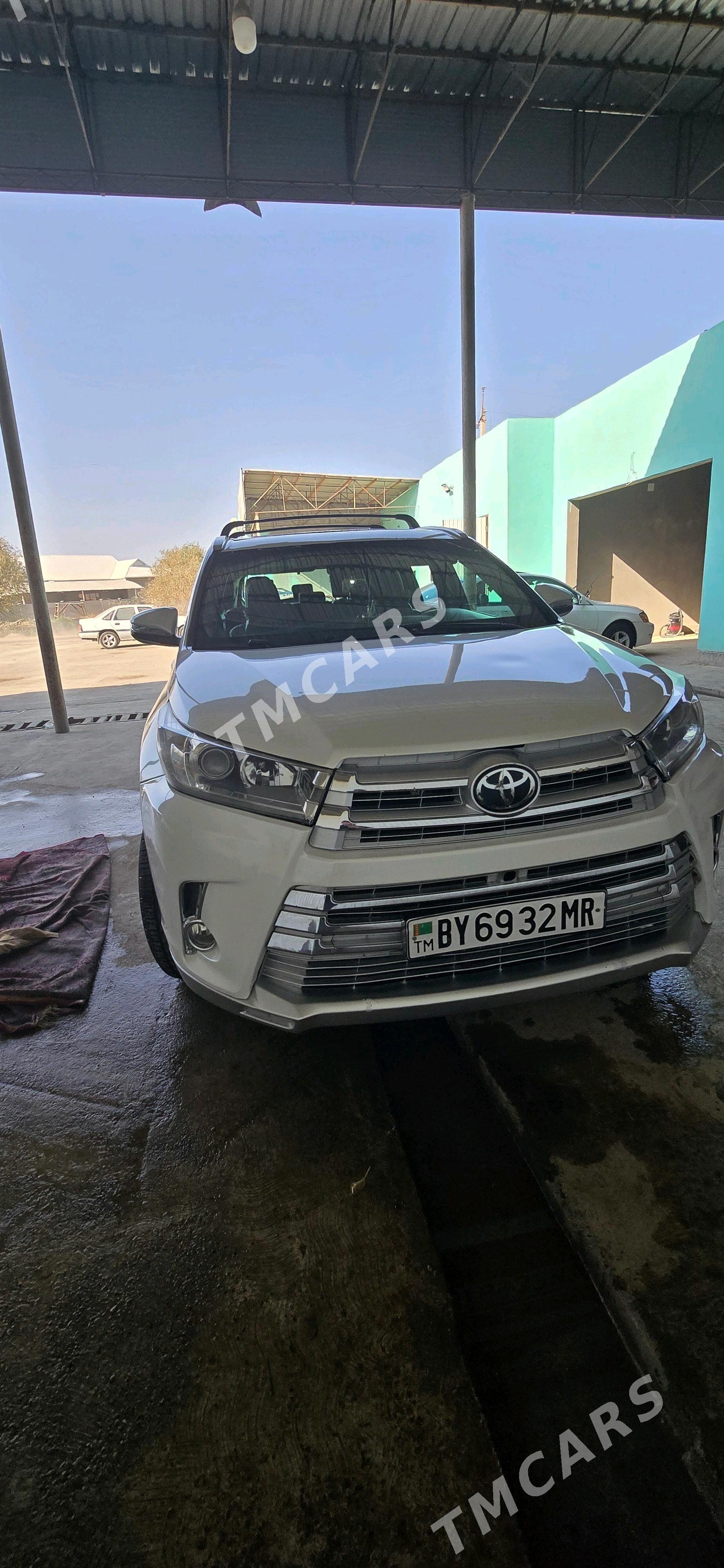 Toyota Highlander 2018 - 360 000 TMT - Мары - img 2