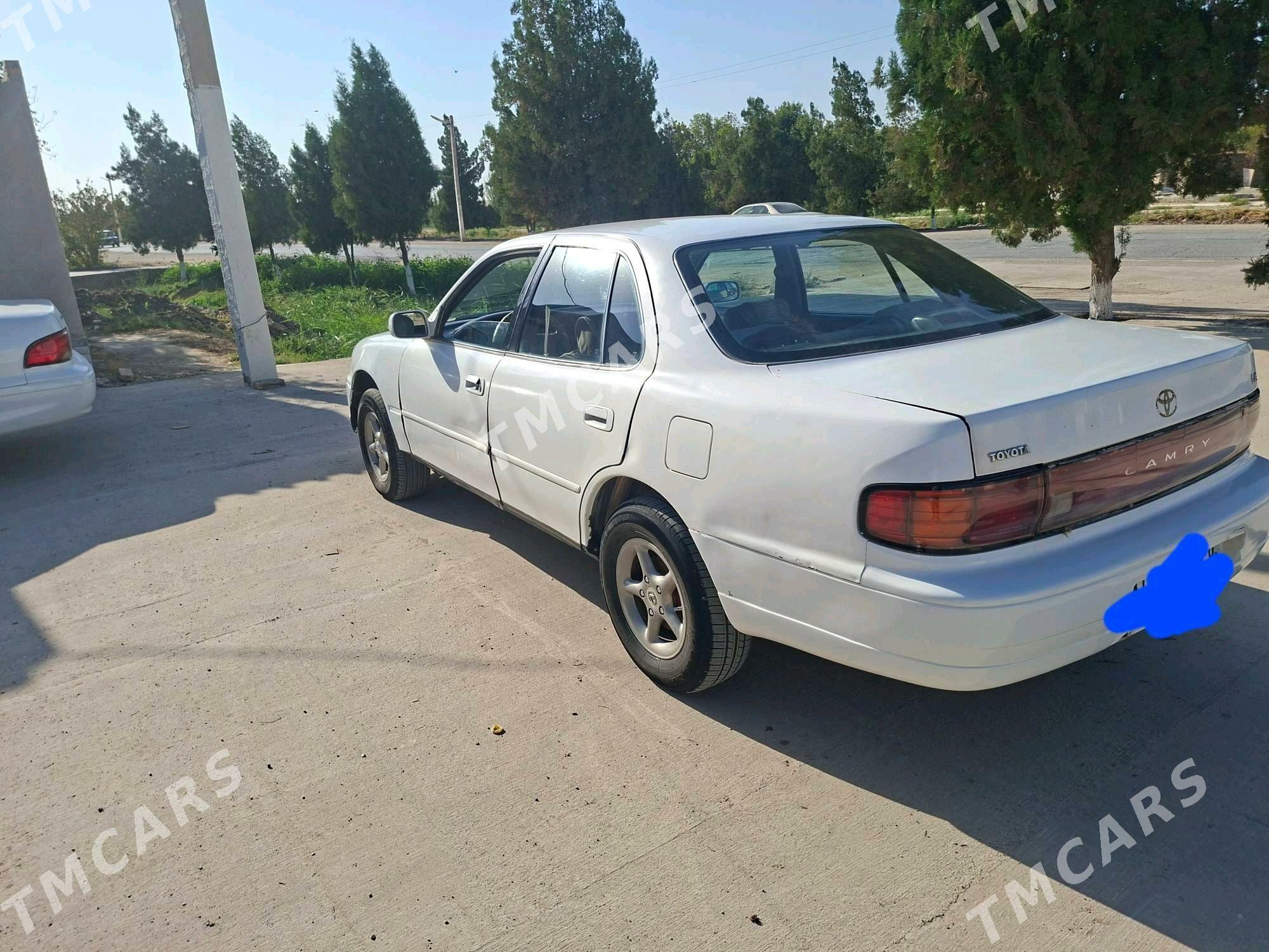 Toyota Camry 1994 - 50 000 TMT - Халач - img 5