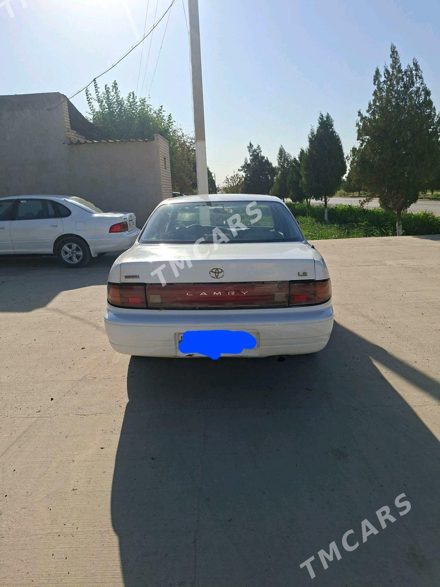 Toyota Camry 1994 - 50 000 TMT - Халач - img 4