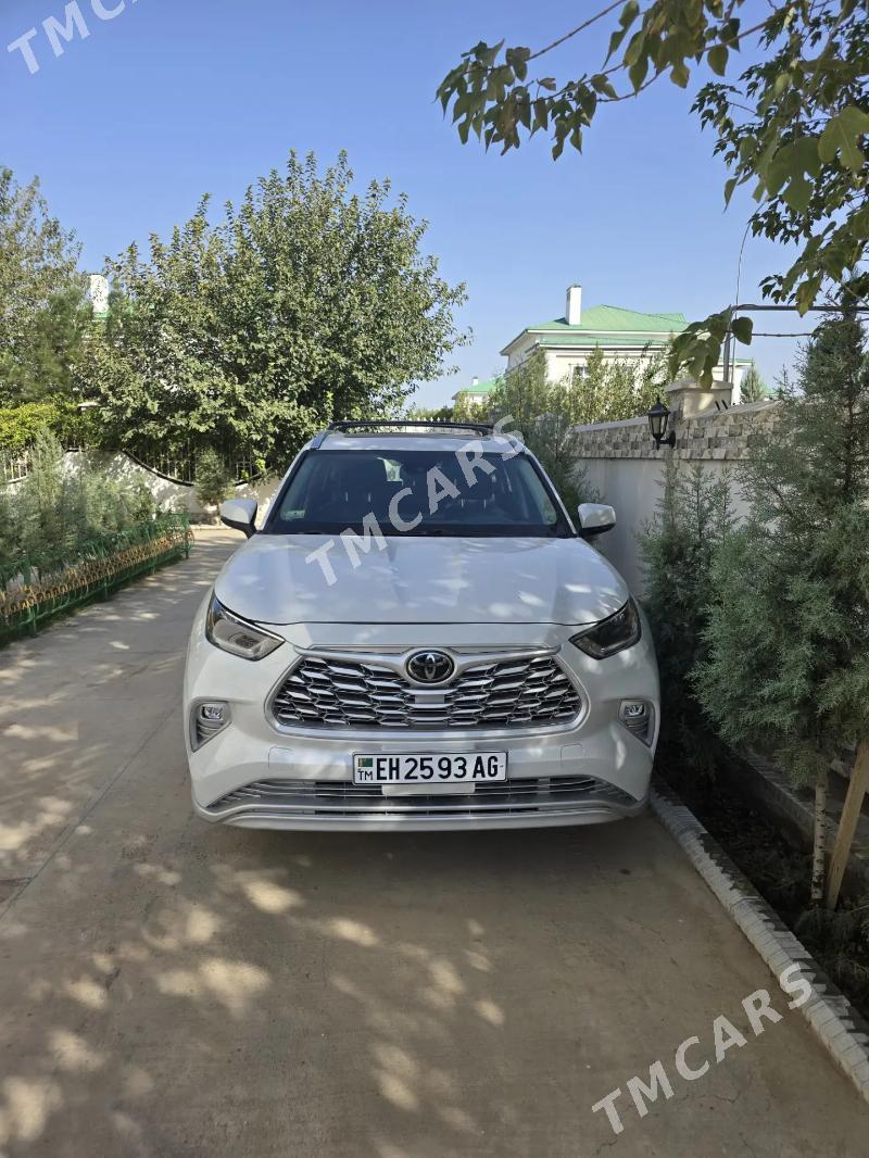 Toyota Highlander 2022 - 600 000 TMT - Aşgabat - img 7
