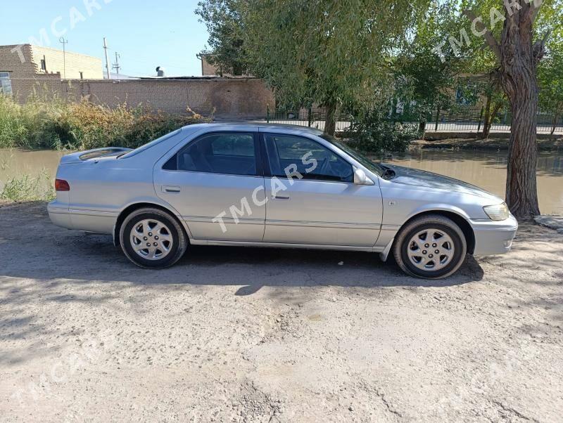 Toyota Camry 2001 - 135 000 TMT - Туркменабат - img 4