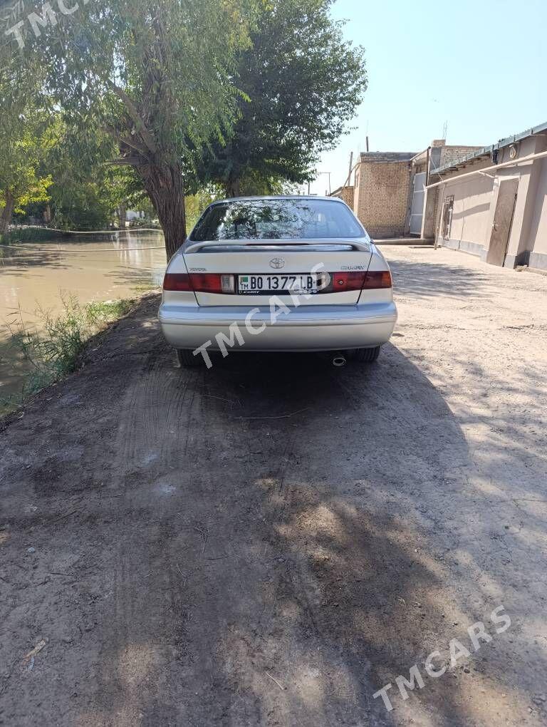 Toyota Camry 2001 - 135 000 TMT - Туркменабат - img 2