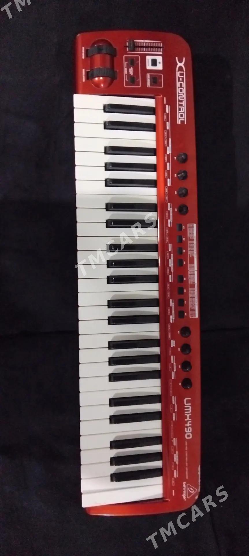 Midi behringer - Балканабат - img 1