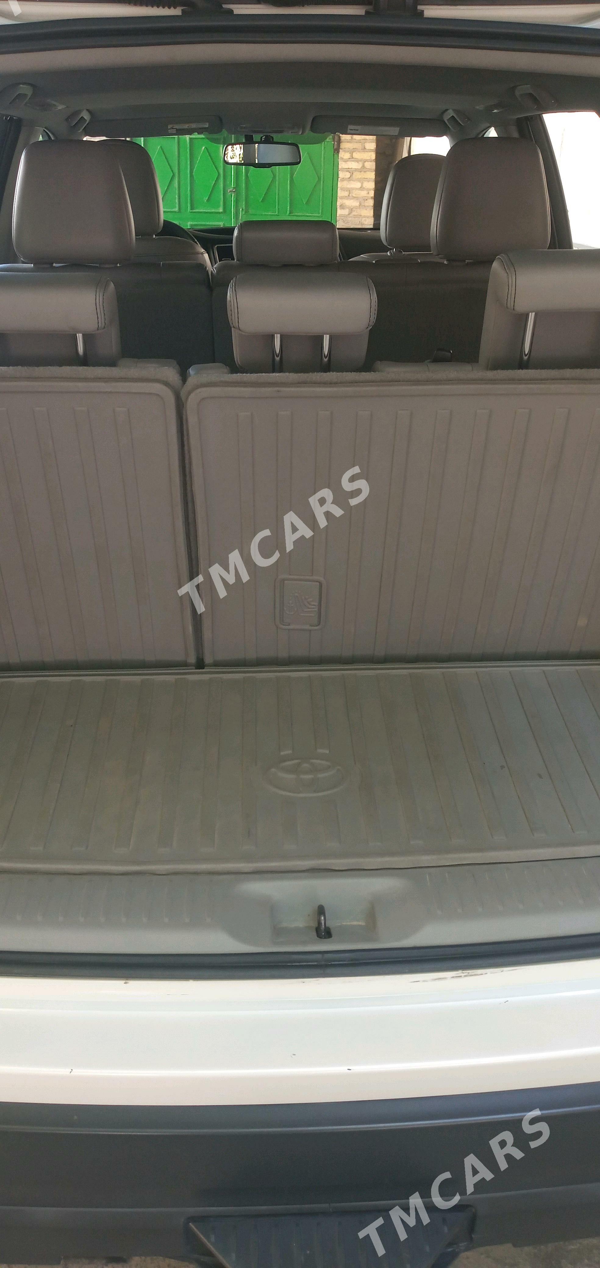 Toyota Highlander 2017 - 460 000 TMT - Daşoguz - img 8
