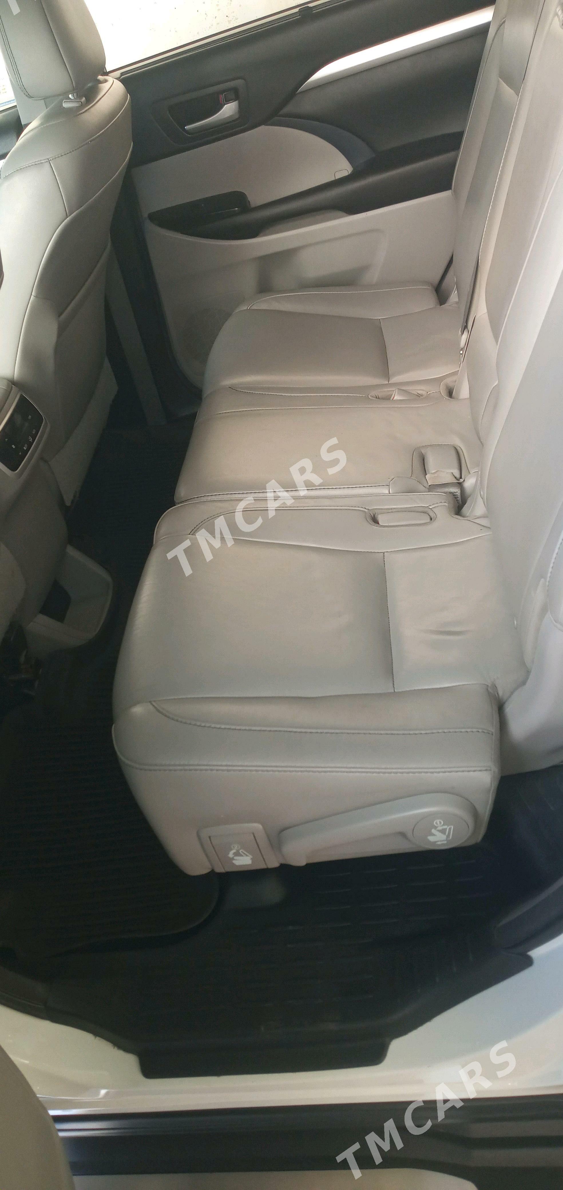 Toyota Highlander 2017 - 460 000 TMT - Daşoguz - img 9