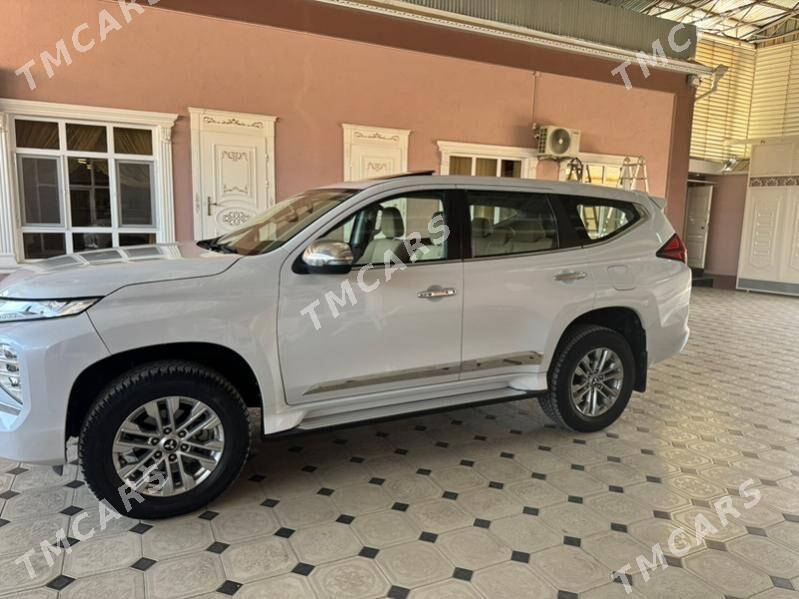 Mitsubishi Pajero 2020 - 500 000 TMT - Мары - img 5