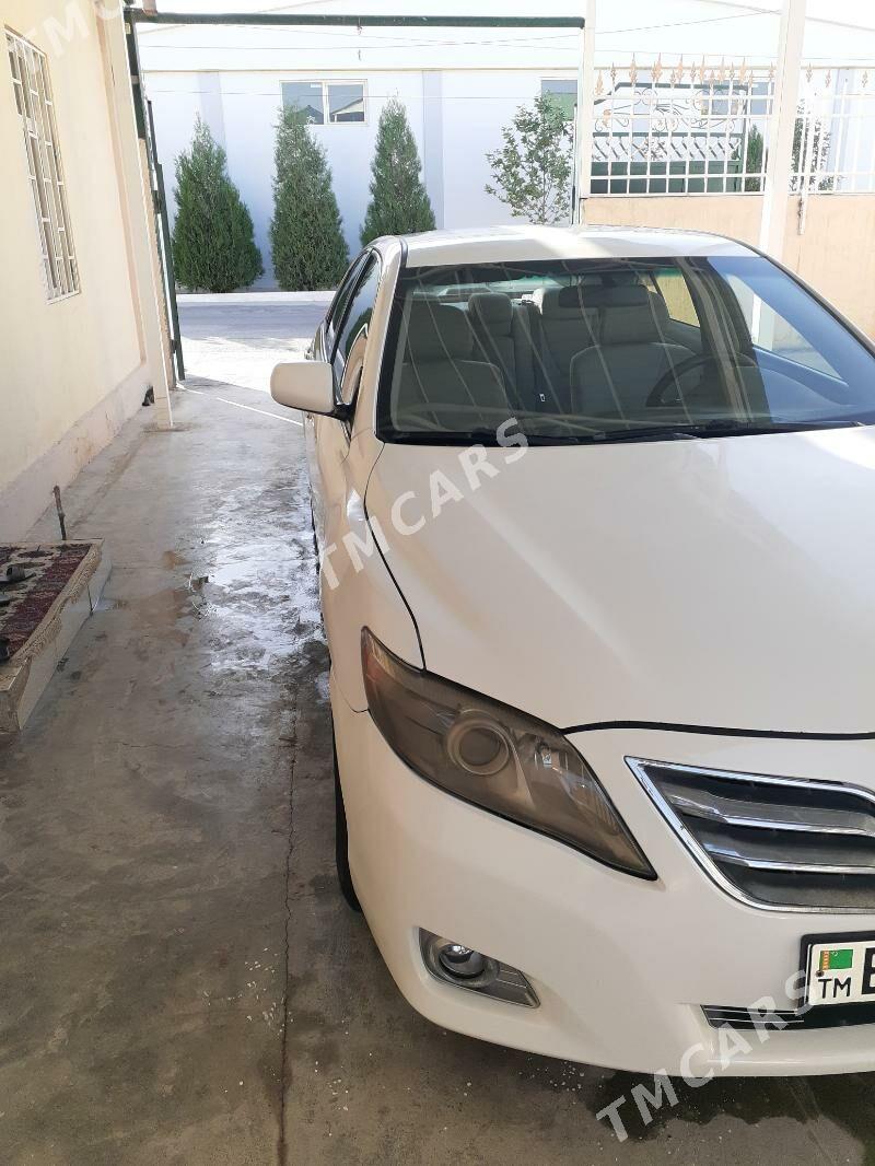 Toyota Camry 2008 - 135 000 TMT - Бузмеин - img 4
