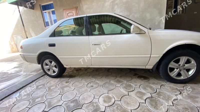 Toyota Camry 1999 - 100 000 TMT - Керки - img 1