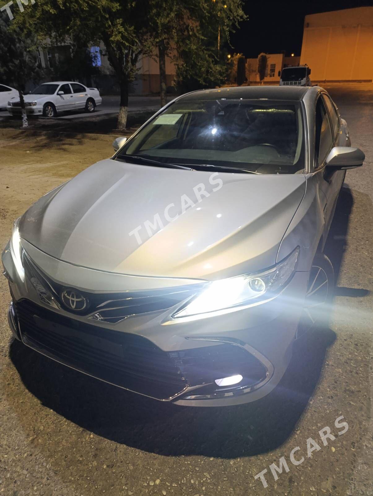 Toyota Camry 2022 - 325 000 TMT - Туркменабат - img 2
