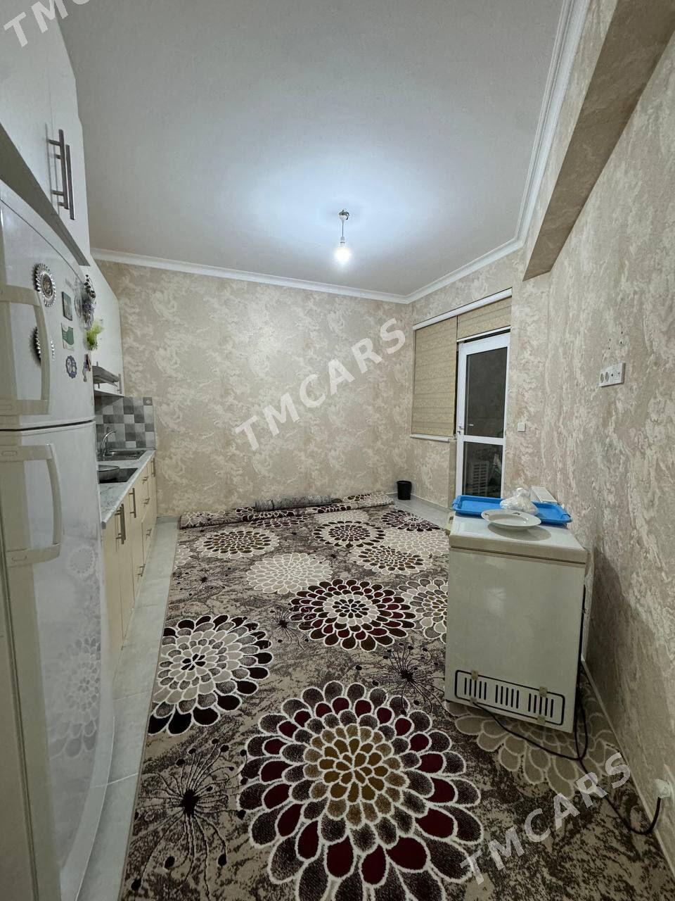 Мир8 2 ком на 4 этаже - Ашхабад - img 3