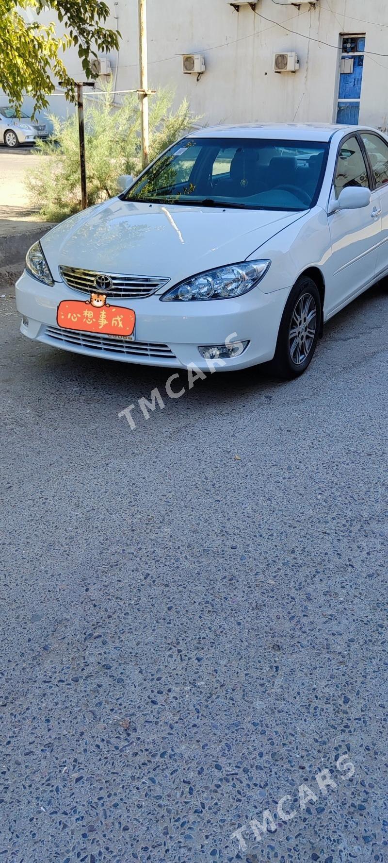 Toyota Camry 2005 - 115 000 TMT - Мары - img 1