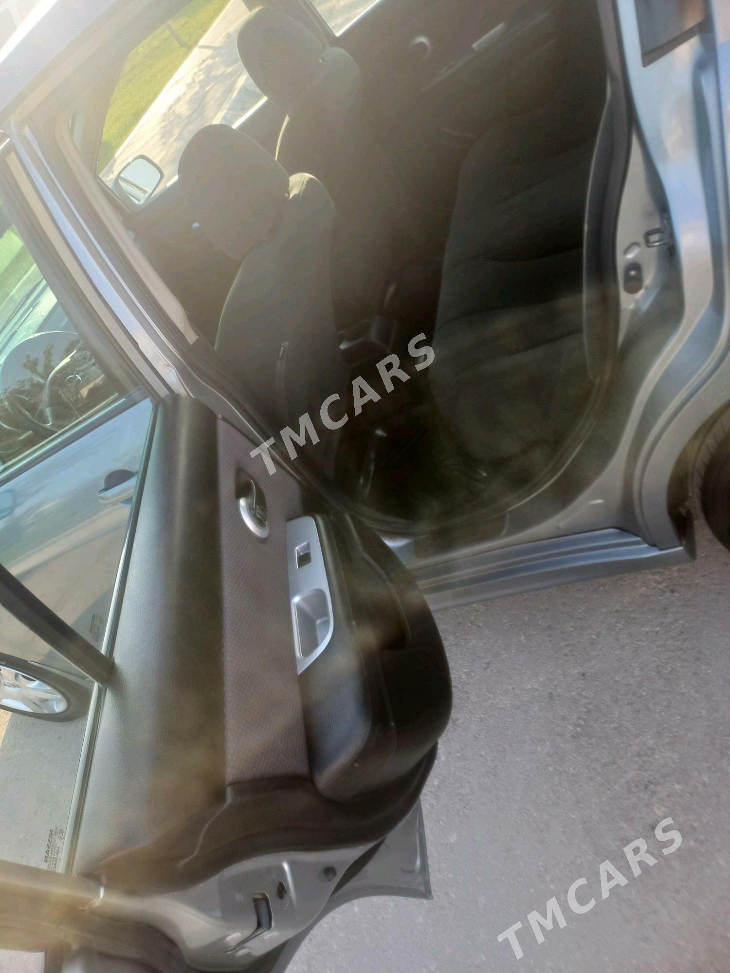 Nissan Versa 2010 - 119 000 TMT - Balkanabat - img 7