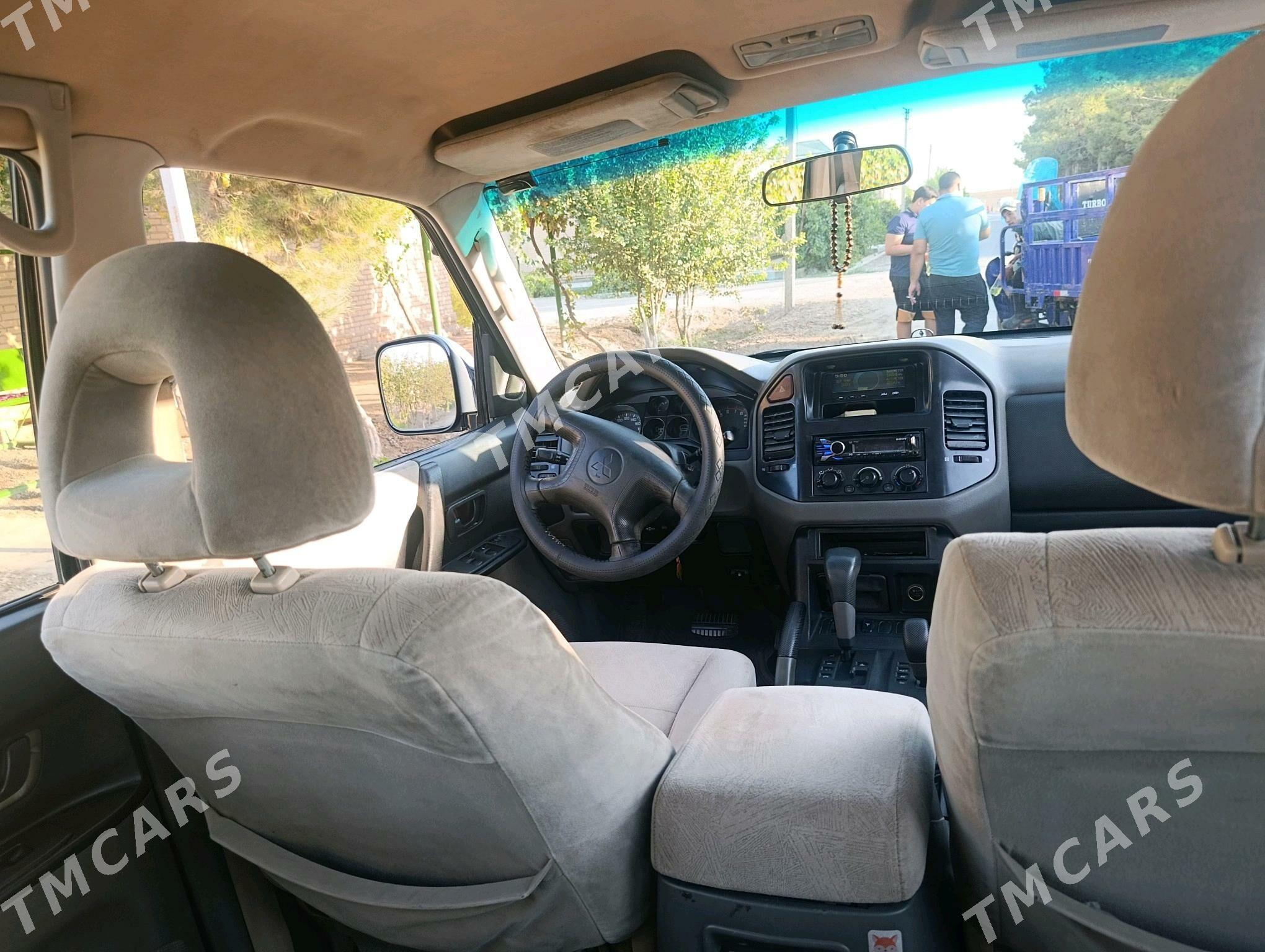 Mitsubishi Pajero 2002 - 120 000 TMT - Dänew - img 2